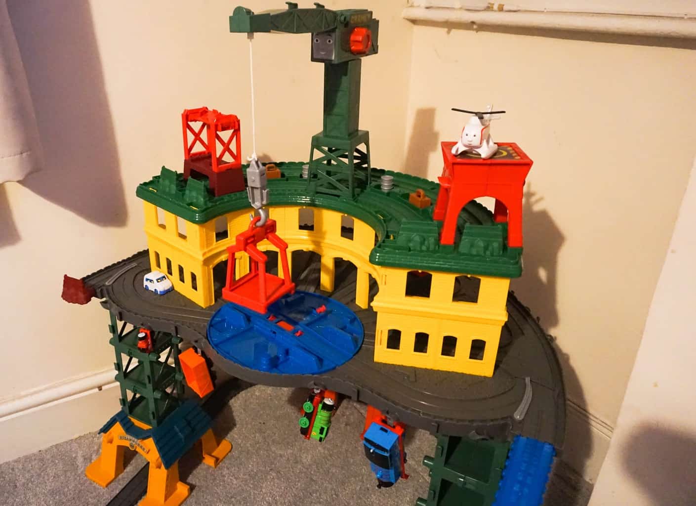 Thomas Super Station Review main-1