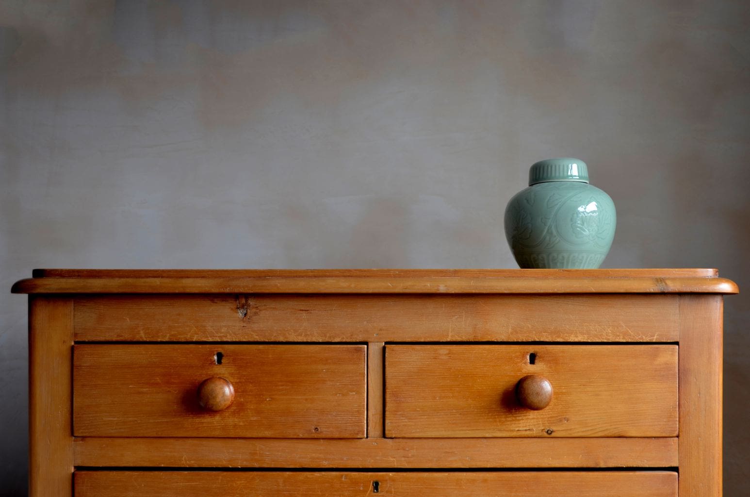 sideboard